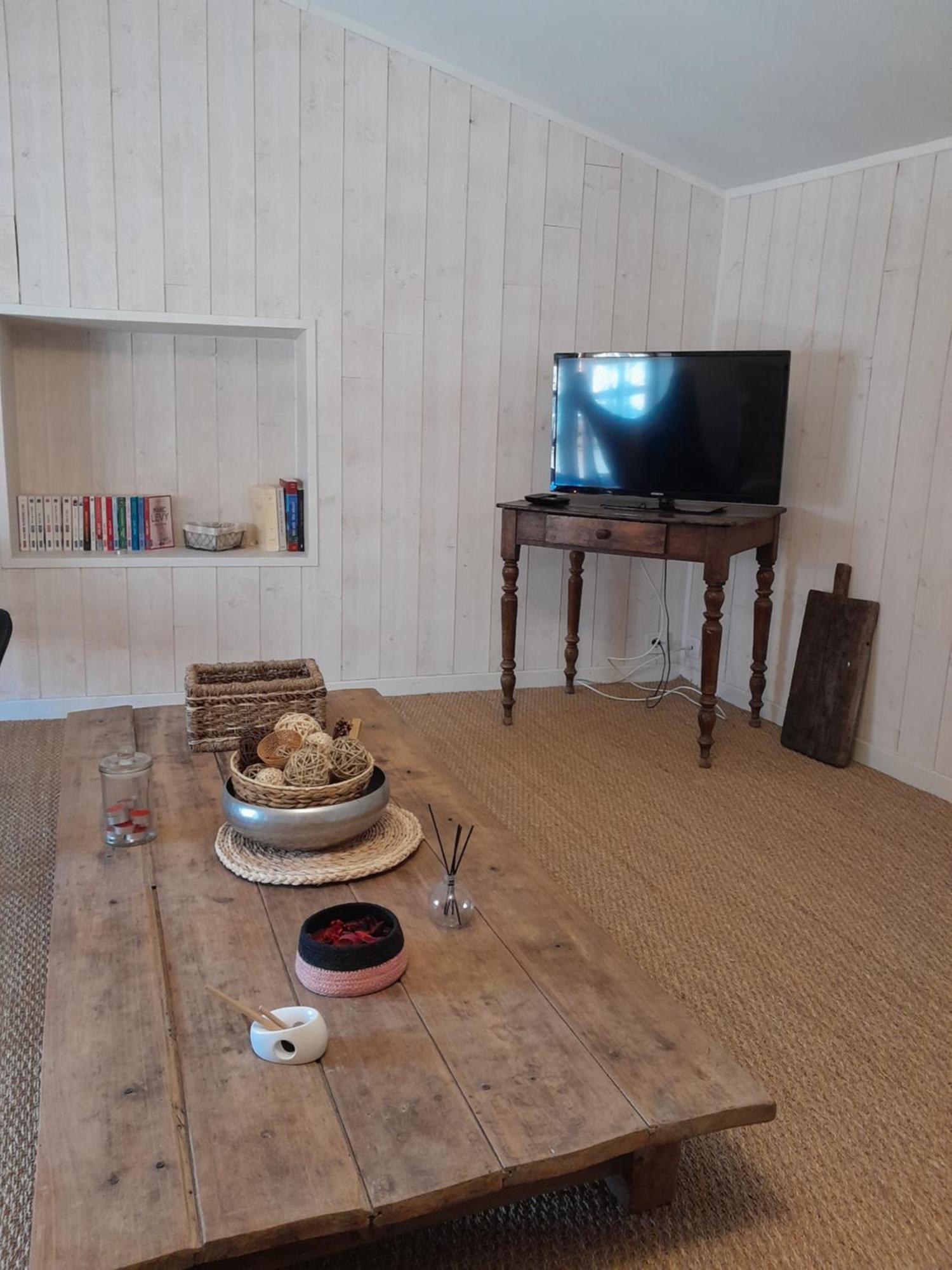 La Terrasse Aux Hirondelles Maison 80M2 2 Chambres 2 Salles De Bains Lagorce  Kültér fotó